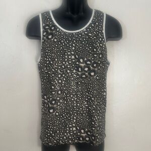Extreme Collection Tank Top XL runs small Gently worn 93% polyester / 7% spandex